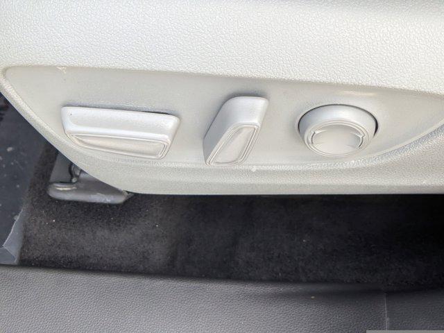 Photo of 2022 Wind Chill Pearl Toyota Highlander