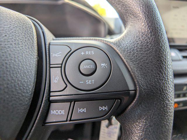 Photo of 2025 Ice Cap Toyota RAV4