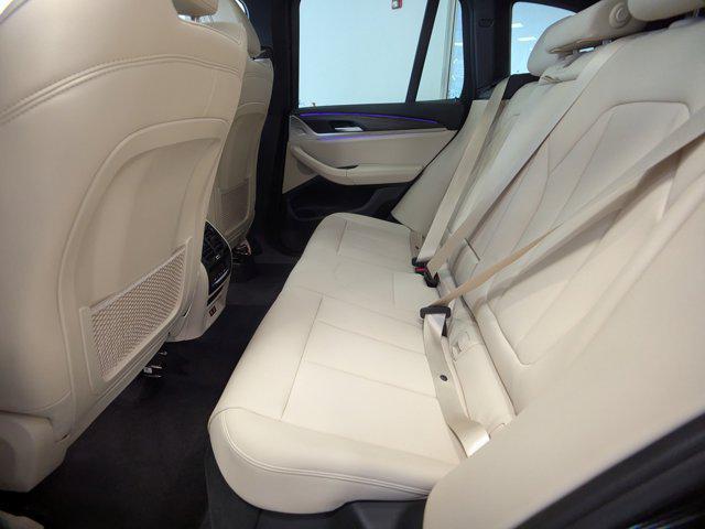 Photo of 2021 Black Sapphire Metallic BMW X3
