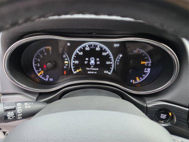 Photo of 2019 Bright White Clearcoat Jeep Grand Cherokee