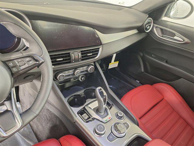 Photo of 2025 Vesuvio Gray Metallic Alfa Romeo Giulia