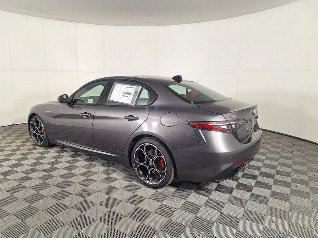 Photo of 2025 Vesuvio Gray Metallic Alfa Romeo Giulia