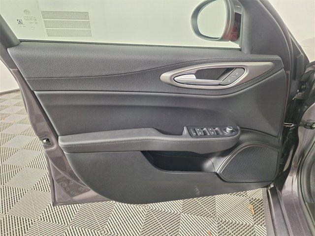Photo of 2025 Vesuvio Gray Metallic Alfa Romeo Giulia