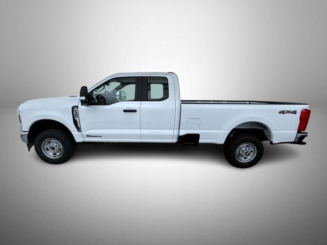 Photo of 2025 Oxford White Ford F-350