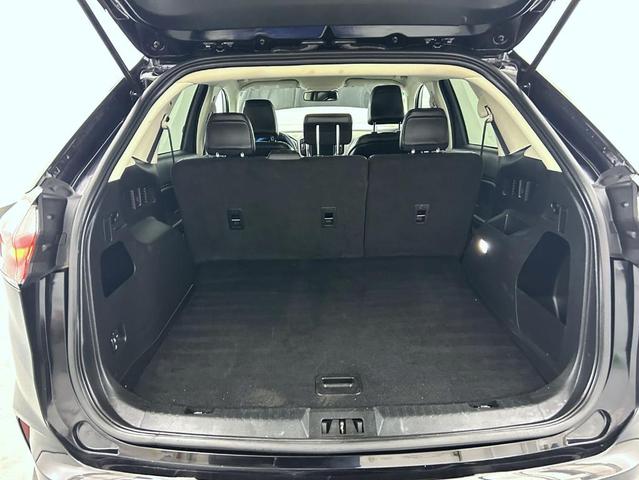 Photo of 2024 Black Metallic Ford Edge