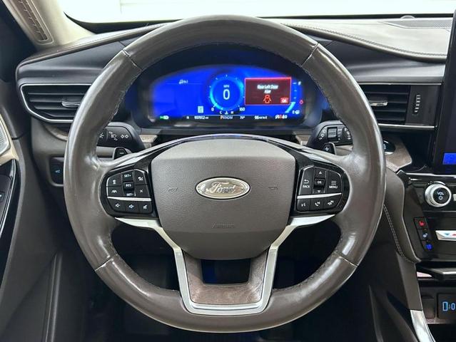 Photo of 2021 Star White Ford Explorer