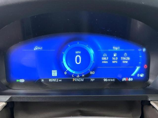 Photo of 2021 Star White Ford Explorer