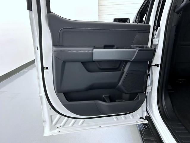 Photo of 2025 Oxford White Ford F-150