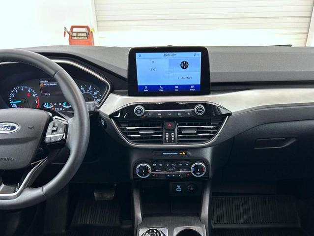 Photo of 2022 Stone Blue Metallic Ford Escape