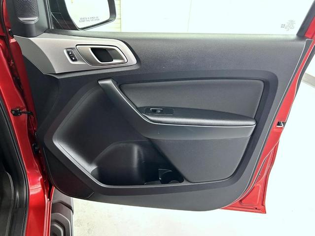 Photo of 2020 Rapid Red Metallic Tinted Clearcoat Ford Ranger