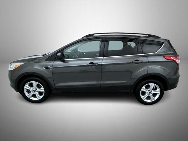 Photo of 2015 Magnetic Ford Escape