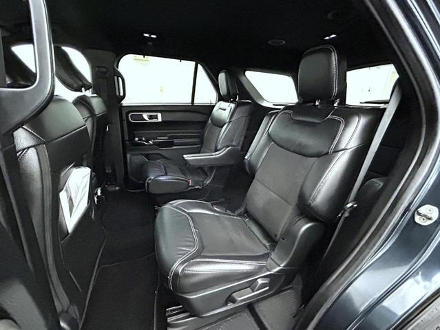 Photo of 2022 Stone Blue Metallic Ford Explorer