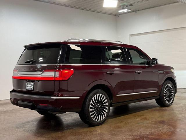 Photo of 2021 Burgundy Velvet Lincoln Navigator