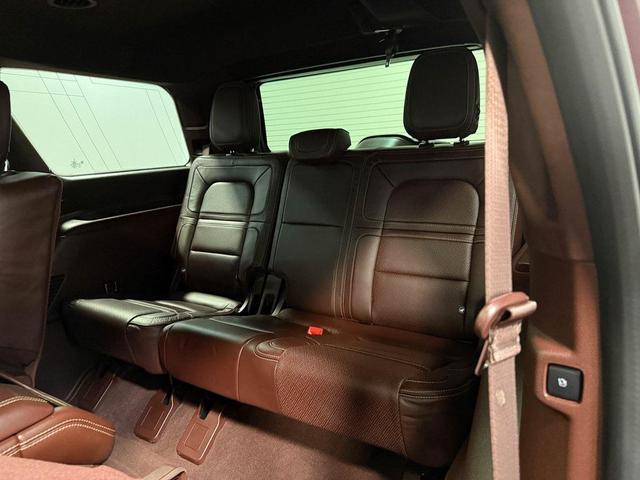 Photo of 2021 Burgundy Velvet Lincoln Navigator