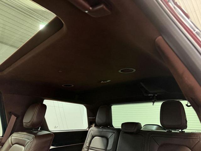 Photo of 2021 Burgundy Velvet Lincoln Navigator