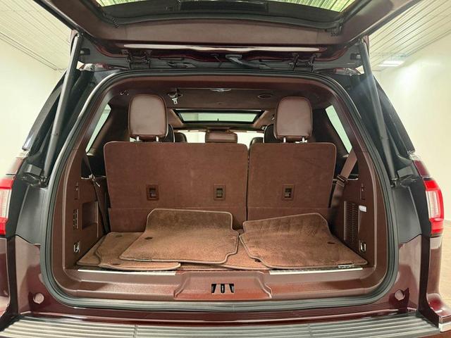 Photo of 2021 Burgundy Velvet Lincoln Navigator