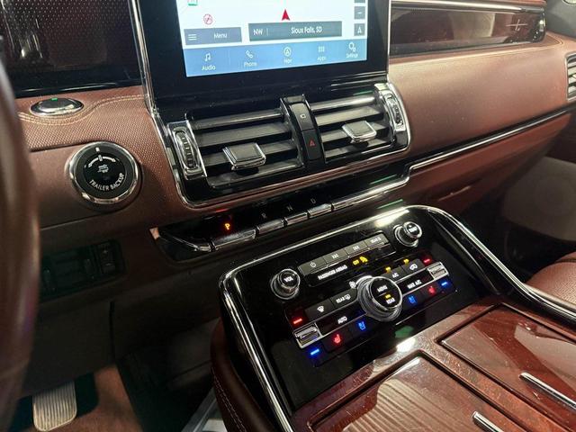 Photo of 2021 Burgundy Velvet Lincoln Navigator