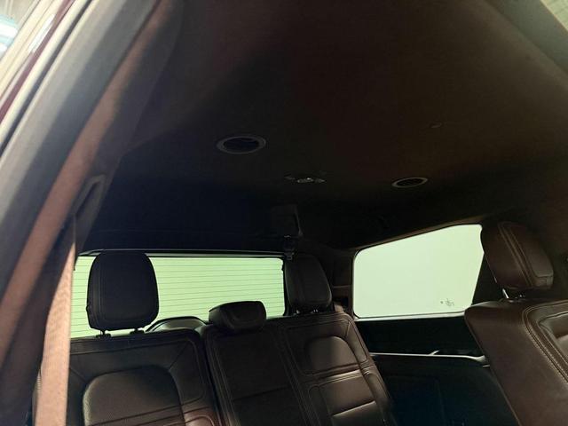 Photo of 2021 Burgundy Velvet Lincoln Navigator