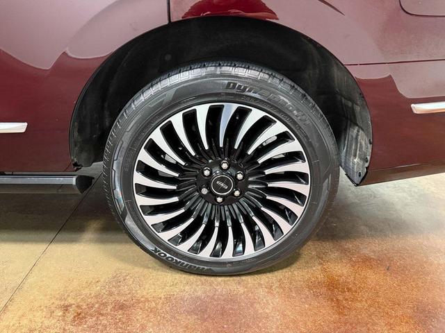 Photo of 2021 Burgundy Velvet Lincoln Navigator