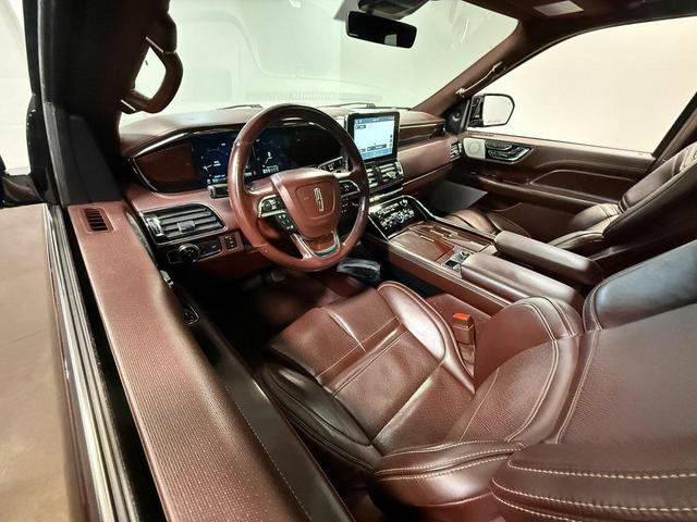 Photo of 2021 Burgundy Velvet Lincoln Navigator