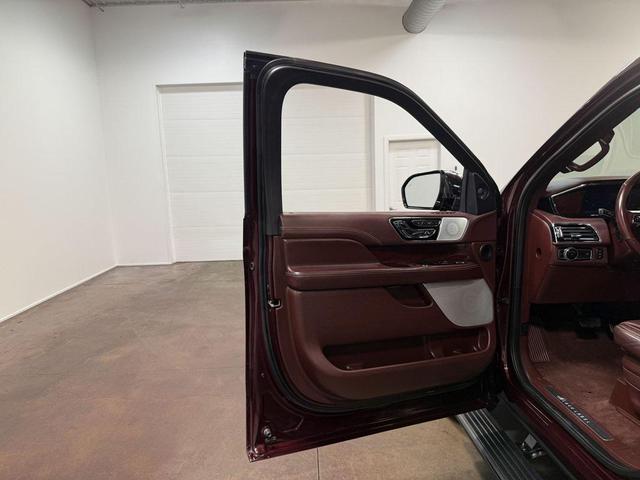 Photo of 2021 Burgundy Velvet Lincoln Navigator