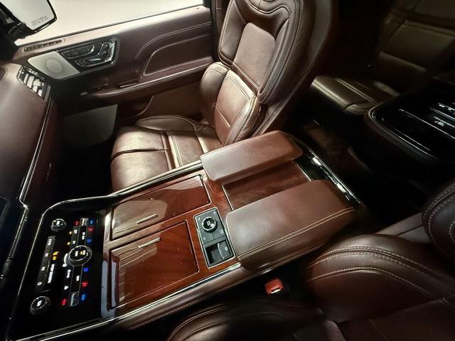 Photo of 2021 Burgundy Velvet Lincoln Navigator
