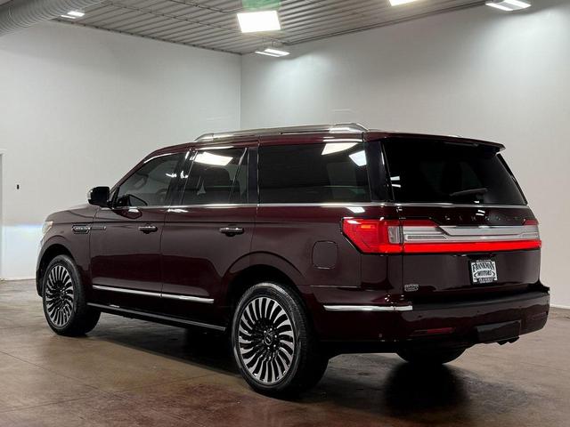 Photo of 2021 Burgundy Velvet Lincoln Navigator