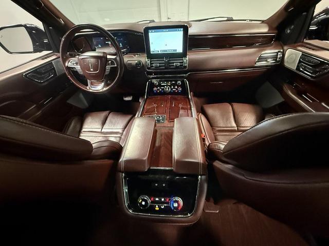 Photo of 2021 Burgundy Velvet Lincoln Navigator