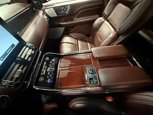 Photo of 2021 Burgundy Velvet Lincoln Navigator