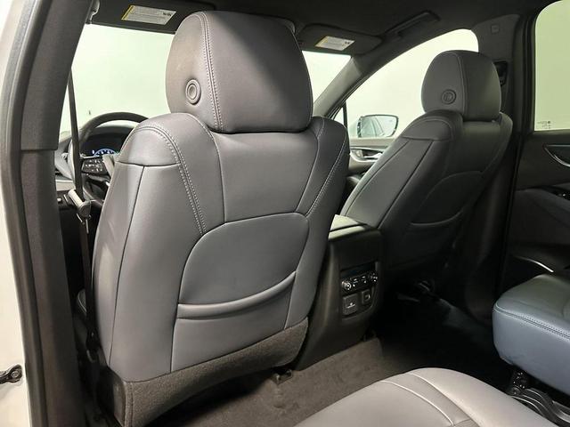 Photo of 2024 Summit White Buick Enclave