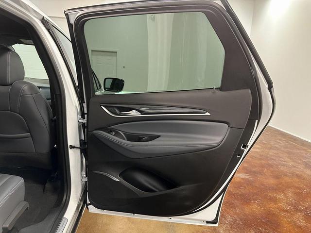 Photo of 2024 Summit White Buick Enclave