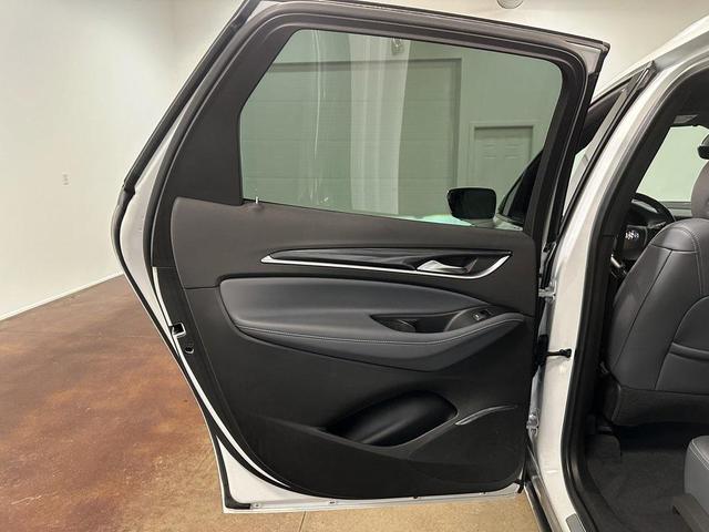 Photo of 2024 Summit White Buick Enclave