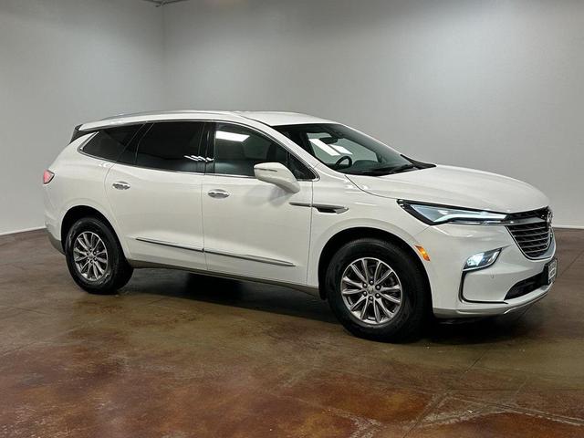 Photo of 2024 Summit White Buick Enclave