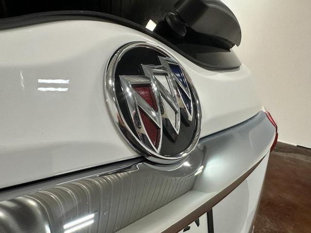 Photo of 2024 Summit White Buick Enclave