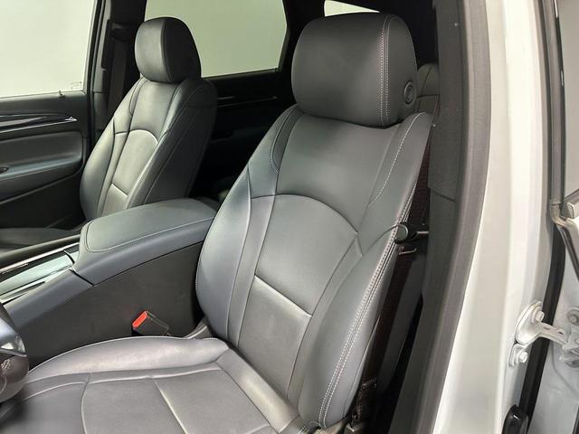 Photo of 2024 Summit White Buick Enclave