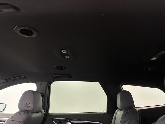 Photo of 2024 Summit White Buick Enclave