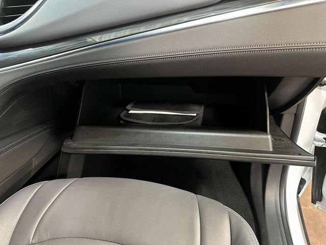 Photo of 2024 Summit White Buick Enclave