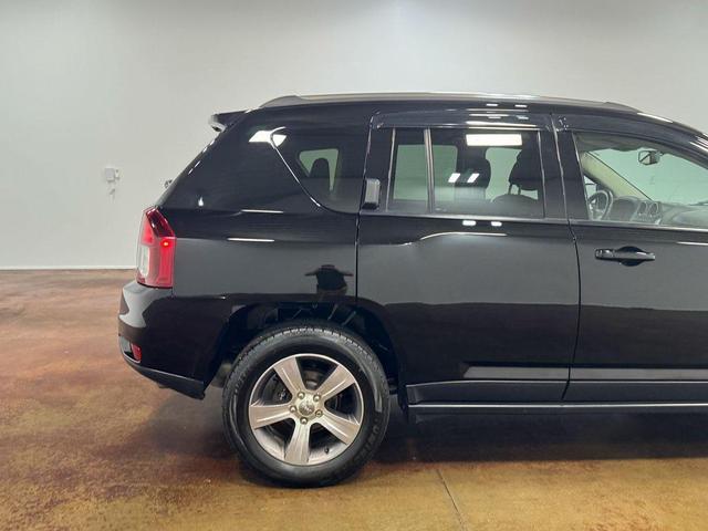 Photo of 2016 Black Clearcoat Jeep Compass