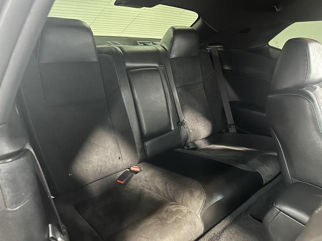Photo of 2020 Pitch Black Clearcoat Dodge Challenger