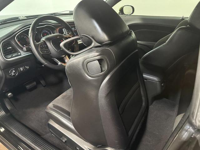 Photo of 2020 Pitch Black Clearcoat Dodge Challenger