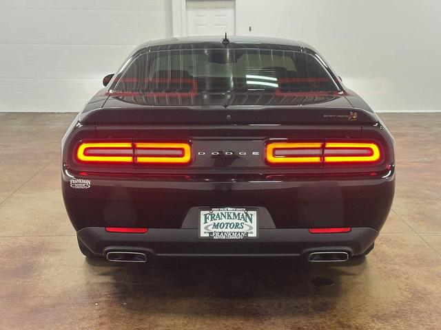 Photo of 2020 Pitch Black Clearcoat Dodge Challenger