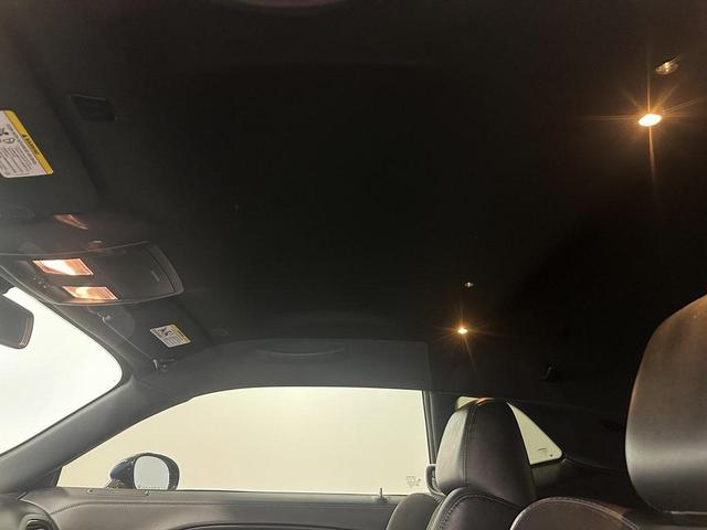 Photo of 2020 Pitch Black Clearcoat Dodge Challenger