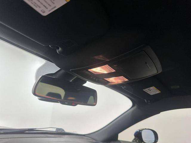 Photo of 2020 Pitch Black Clearcoat Dodge Challenger
