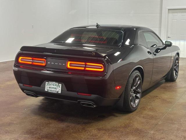 Photo of 2020 Pitch Black Clearcoat Dodge Challenger
