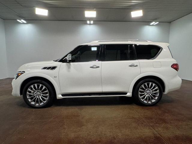 Photo of 2015 Majestic White INFINITI QX80
