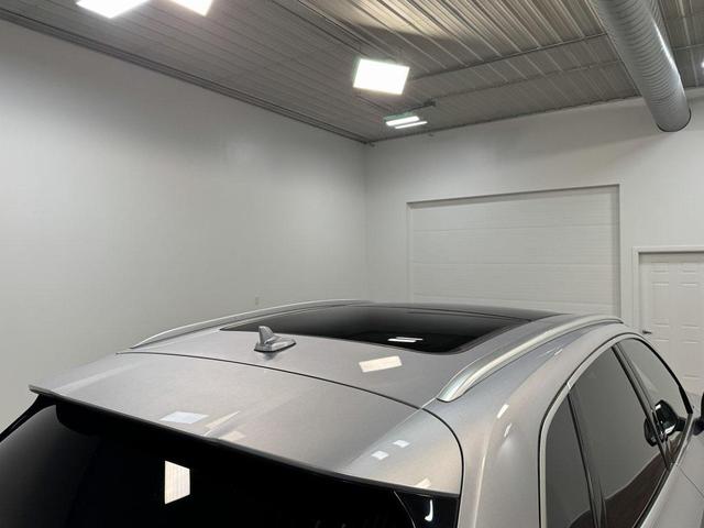 Photo of 2024 Florett Silver Metallic Audi Q5