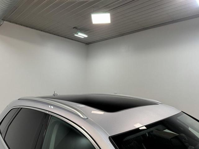Photo of 2024 Florett Silver Metallic Audi Q5