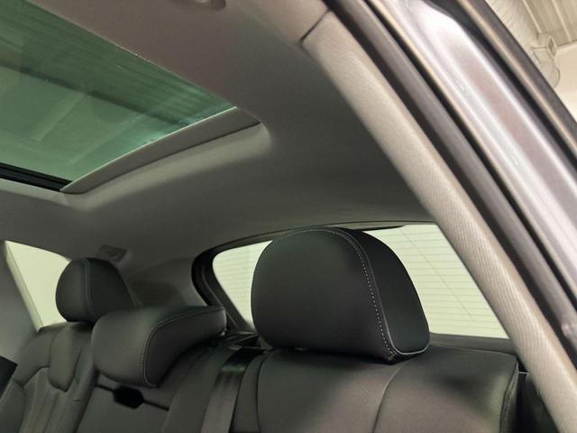 Photo of 2024 Florett Silver Metallic Audi Q5