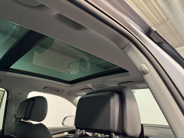 Photo of 2024 Florett Silver Metallic Audi Q5