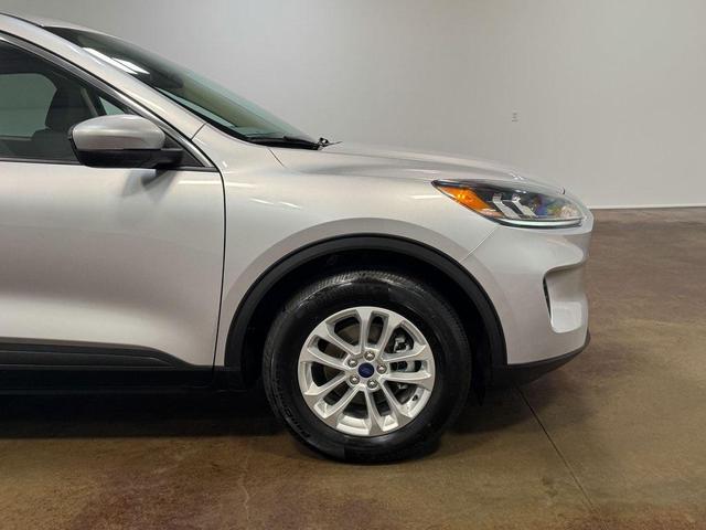Photo of 2020 Ingot Silver Metallic Ford Escape